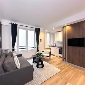 Apartamento Beautiful Loft In Champs-elysees, Paris
